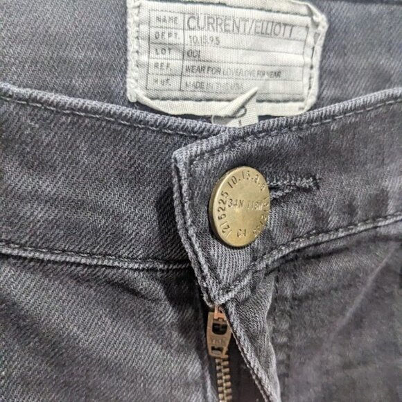 Current/elliott | The Skinny distressed jean in Night - Picture 4 of 12